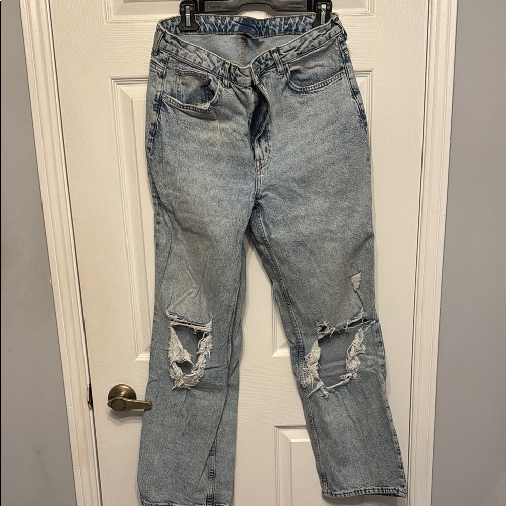 H&M Light Blue Ripped Jeans